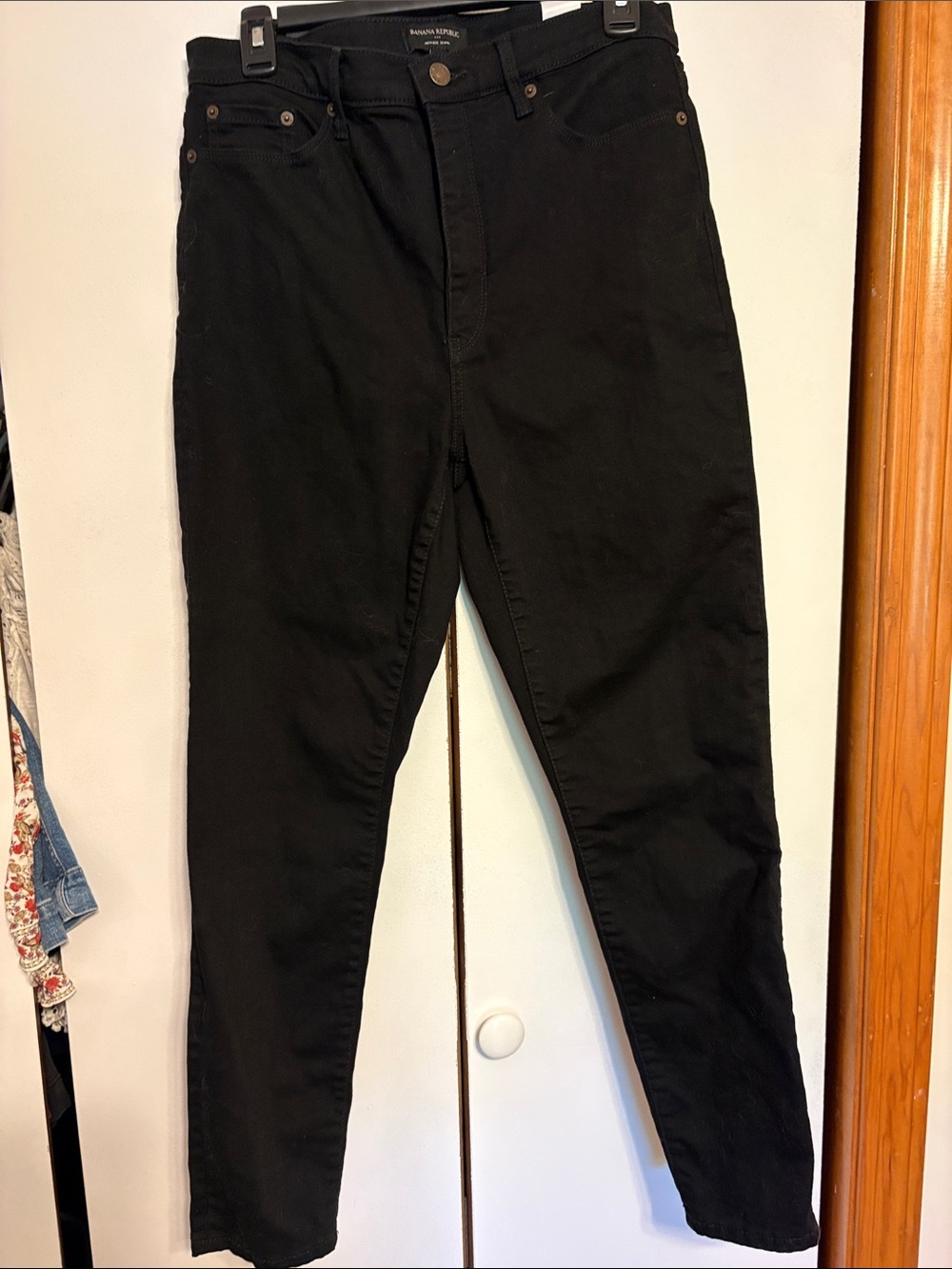 Banana Republic Black High-Rise Skinny Jeans - Classic Button Detail